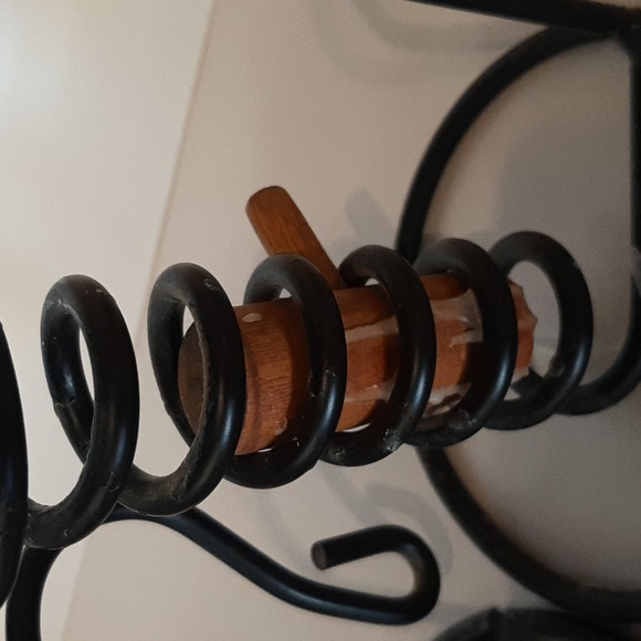 Set/2 Primitive "Dating" Candle - Picture 3 of 3